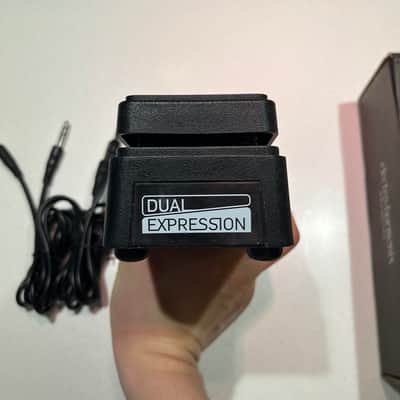 Electro-Harmonix Dual Expression 2017 - Present - Black image 6