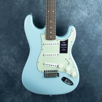 Fender Limited Edition Vintera II Road Worn 60 Strat Sonic Blue MX25159145 image 1
