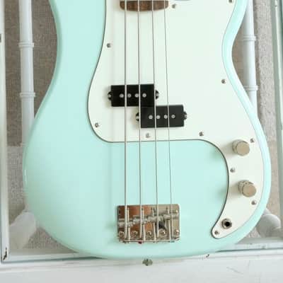 Squier FSR Classic Vibe '60s Precision Bass with Matching Headstock 2021 - Sonic Blue image 3