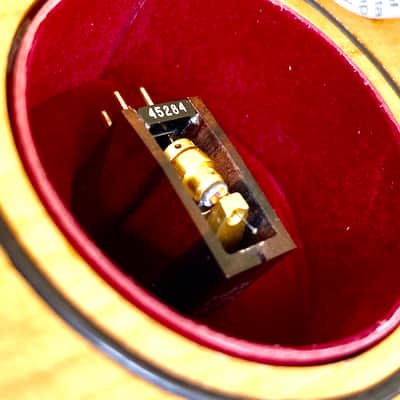 Benz Micro Ruby-Z MC Cartridge, Zebra wood, Line-contact diamond, Boron Cantilever, like new condition image 12