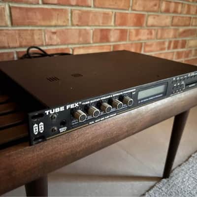 Peavey Tubefex Midi Tube Preamp with Digital Effects with PFC-10 Foot Controller image 1