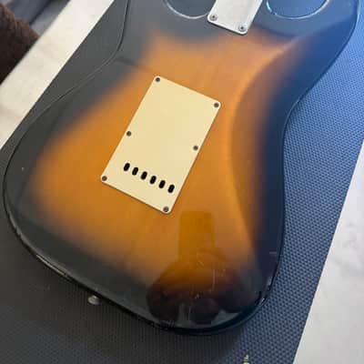 Fender ST57-53 1994 - Tobacco Sunburst image 4