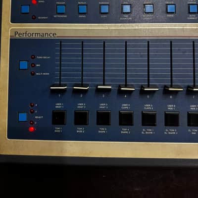 E-MU Systems SP-12 8-Voice Drum Sampler 1985 - 1987 - Blue image 6