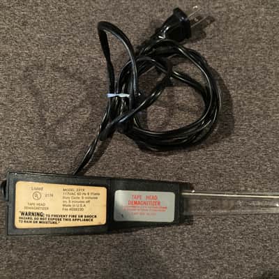 Realistic (Radio Shack) 231X Tape Head Demagnetizer 70's image 2