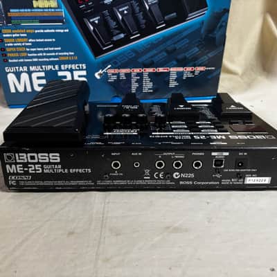 BOSS ME-25 Guitar Multi-Effects Processor w/ box image 7