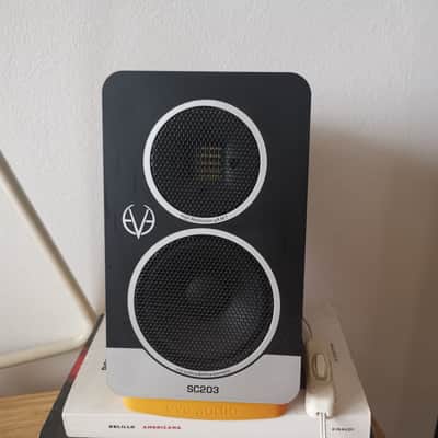 Eve Audio Sc 203 2022  - Black image 3