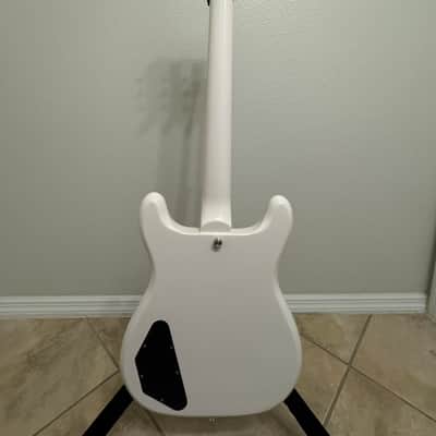 Epiphone Crestwood Custom Tremotone 2020 - Present - Polaris White image 4