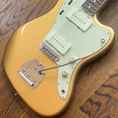 RARE! 2017 Fender American Vintage “Thin Skin” ‘65 Jazzmaster - Aztec Gold w/ OHSC image 4