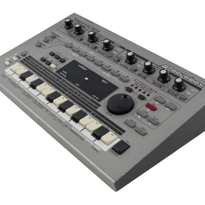 Roland MC-303 Groovebox Synthesizer image 3