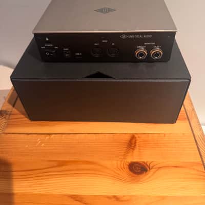 Universal Audio Volt 2 USB-C Audio Interface 2021 - Present - Tan / Gray image 6