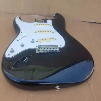 1985 FENDER STRATOCASTER BODY - LEFT HAND - LOADED image 3
