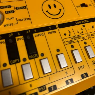 Behringer TD-3 + screen protector