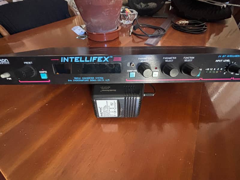 Rocktron Intellifex