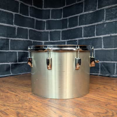 Tama Imperialstar Concert Toms – 9"x13" & 10"x14" – Vintage 1970s Hairline Chrome image 5