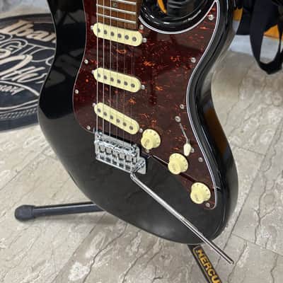 Sire Larry Carlton S7 Vintage BLK Black Black solid-body electric guitar image 1