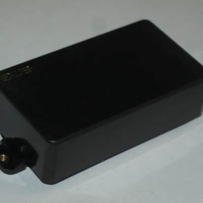 very lightly used genuine EMG 85 Active Solderless Humbucker (85-B) + screws & springs (NO other parts) from 2011, specifically: 11/07/2011 - November 7, 2011) - Black, Alnico V -- ONE pickup: for neck OR bridge position, fully functional image 13