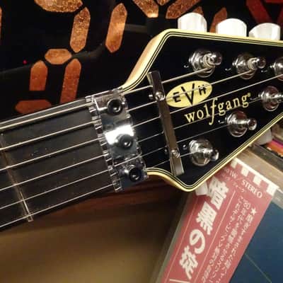 EVH MIJ Series EVH Edward Signature Wolfgang 2024-MINT -Brass tuners- Ivory image 4