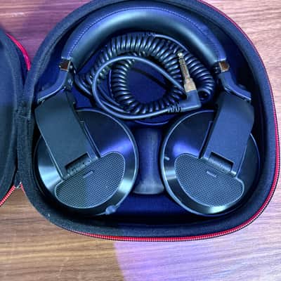Pioneer HDJ-X10-K Professional DJ Headphones 2010s - Black image 4