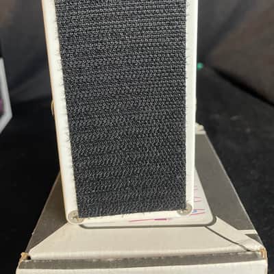 Keeley Neutrino V1 Envelope Filter and Auto Wah Pedal image 2