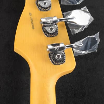 Fender American Professional II Jazz Bass Fretless Rosewood Fingerboard 3-Color Sunburst image 9