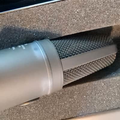 Audio-Technica AT4033a Large Diaphragm Cardioid Condenser Microphone 2010s Black image 2