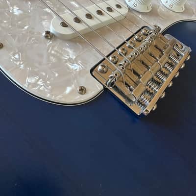 Fender Cory Wong Signature Stratocaster 2021 - Present - Sapphire Blue Transparent image 4