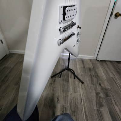 ChillCat "Snow Falcon" MINT! Upgraded w locking tuners image 14