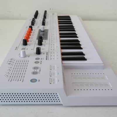 Arturia MiniFreak Vocoder Edition 6-Voice Polyphonic Hybrid Synthesiser image 6