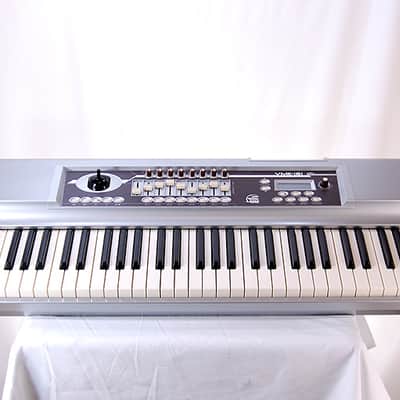 Studiologic VMK-161 61-Key Waterfall Action MIDI Controller Keyboard with Case image 2