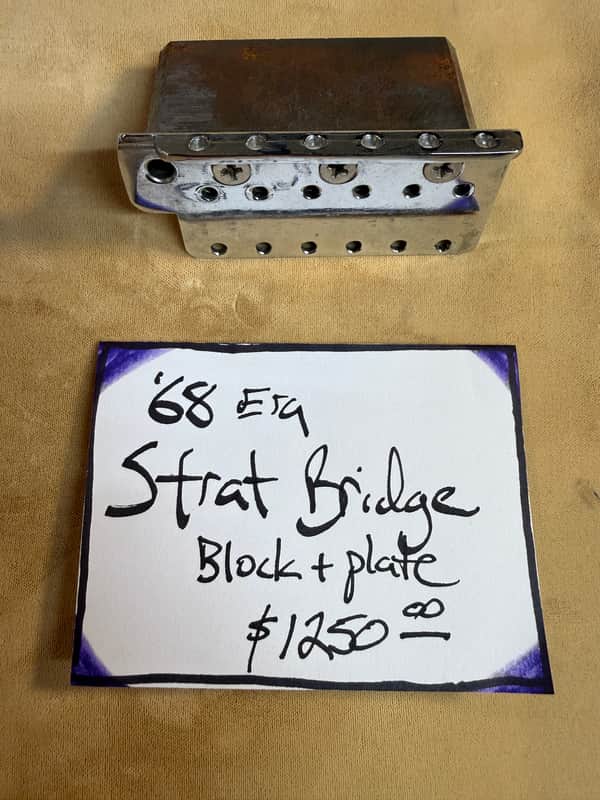 Fender Stratocaster block and bridge plate 1968 - Chrome image 1