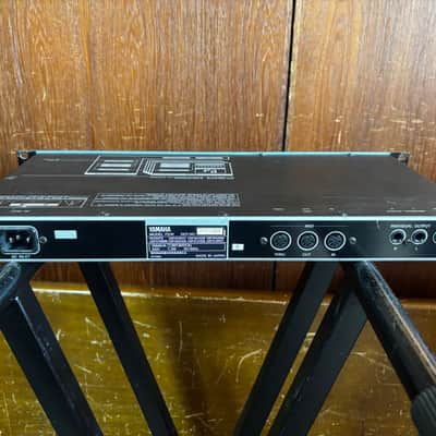 Yamaha FS1R TONE GENERATOR FORMANT SHAPING/ FM SYNTHESIS NEW INTERNAL BATTERY image 5