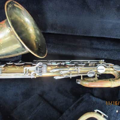 Selmer Bundy Baritone Saxophone with case image 7