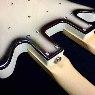 Danelectro 6/6 Gitarre/Bariton Blackburst image 8