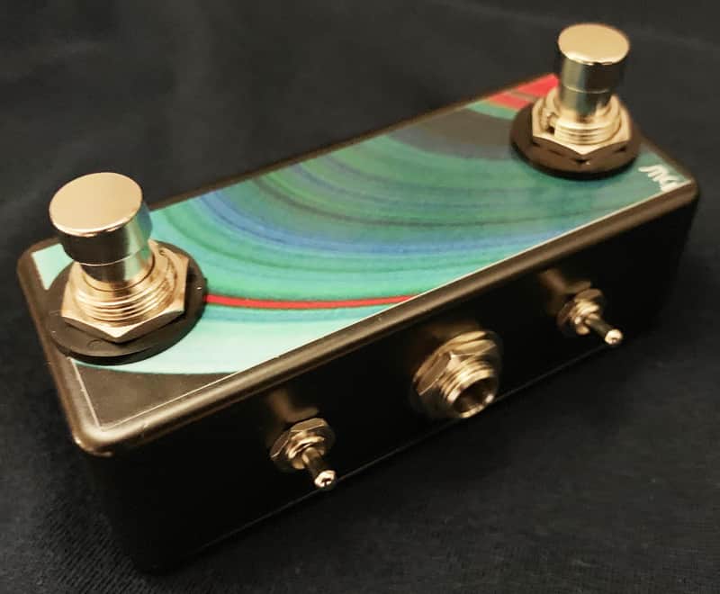 Saturnworks Black Double Momentary Switch with Normally Open NO / Normally Closed NC Polarity Toggles + Switchcraft USA TRS Jack - Replaces  FS-6 - Handcrafted in California image 1