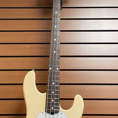 Sterling SUB StingRay Ray4 in Vintage Cream image 3