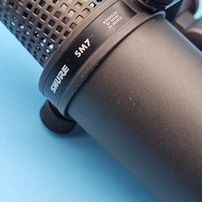 ☆Vintage 1980s Shure SM7 Microphone  - Michael Jackson's Thriller Microphone image 3