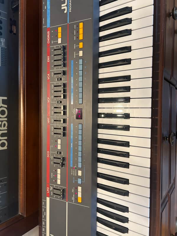 Roland Juno-106 61-Key Programmable Polyphonic Synthesizer *ORIGINAL VOICE CHIPS* image 1