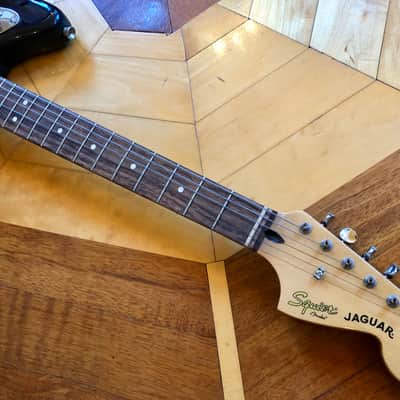 Squier by Fender Vintage Modified Jaguar Electric Guitar, Sunburst image 8