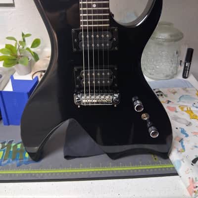 B.C. Rich Bich bronze series 2002 - black image 1