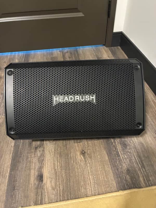 Headrush FRFR-108 2000-Watt 1x8" Active Guitar Speaker Cabinet