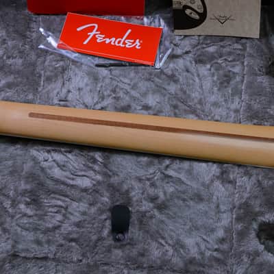 Fender Limited Edition Parallel Universe Series Deluxe Thinline Super Telecaster 2018 - Orange image 9