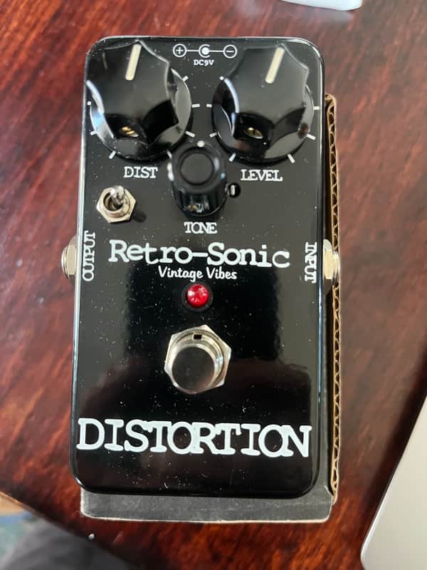 The Retro-Sonic Vintage Vibes Distortion image 1