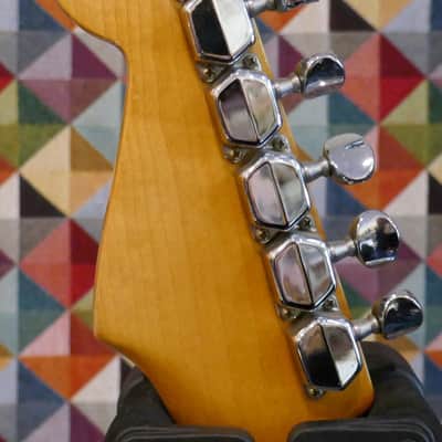 Squier Stratocaster 1984-87 - White image 6
