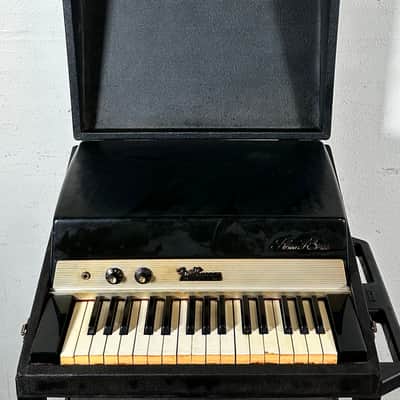 Fender Rhodes Piano Bass 1970 - 1974 - Black