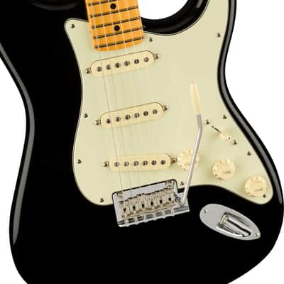 Fender American Professional II Stratocaster Maple Fingerboard - Black image 5
