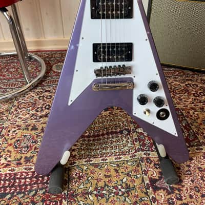 Epiphone Kirk Hammett 1979 Flying V 2024 - Purple Metallic image 2
