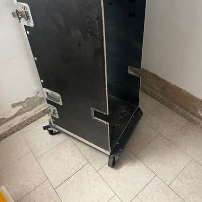 Falcon Rack 25u image 3