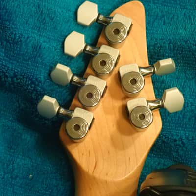 Carvin Holdsworth HF2 2005 -  Sunburst on Flamed Maple image 20