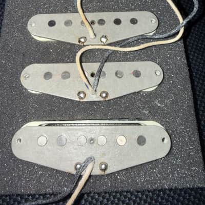Fender 099-2237-000 Pure Vintage '65 Stratocaster Pickup Set 2010s - Vintage White image 2