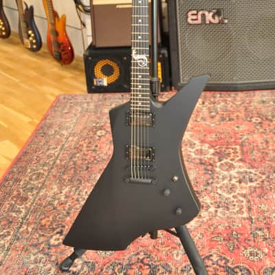 ESP LTD Snakebyte BLKS Black Satin / James Hetfield (Metallica) Signature / Made in Korea / Explorer Type / W25061106 image 2
